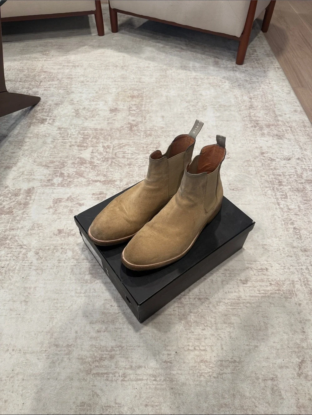 Men's Suede Chukka Boots in Light Brown